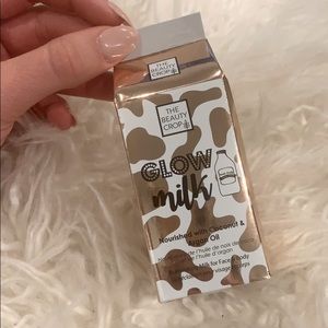 Glow Milk Illuminating milk for face and body